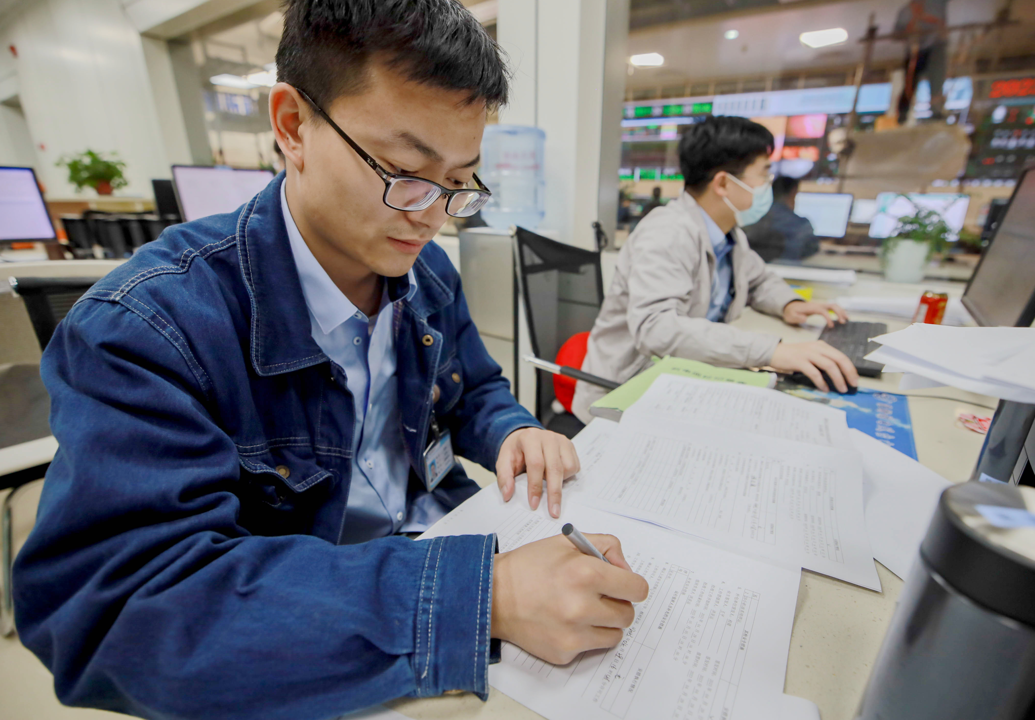春啟·奮進 | 鳳電公司：書寫生機勃發的能源保供“新篇章”
